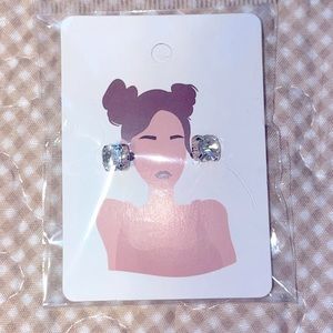 NWT Round Cut Silver Cubic Zirconia Stud Earrings